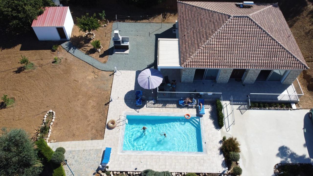 Pomos Idol Exceptional Beach Villa Exterior photo