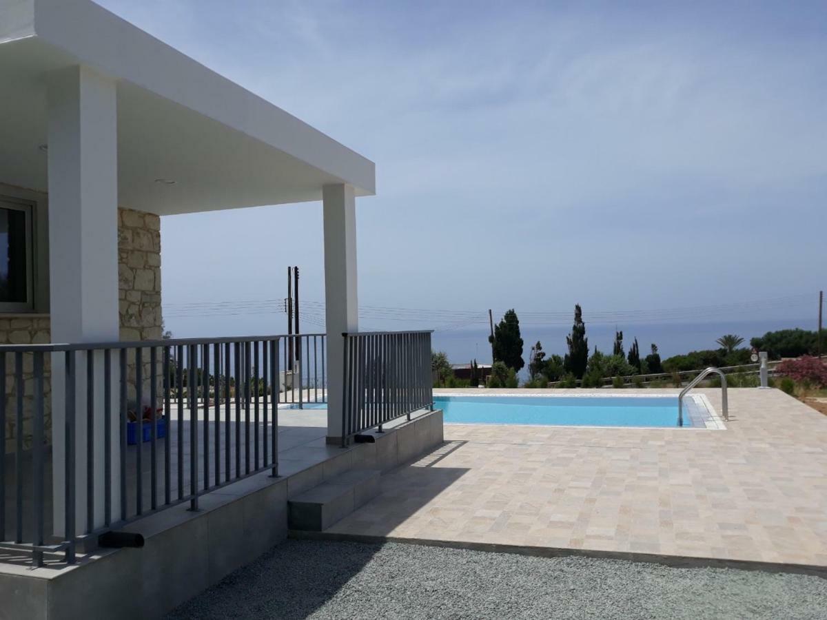 Pomos Idol Exceptional Beach Villa Exterior photo