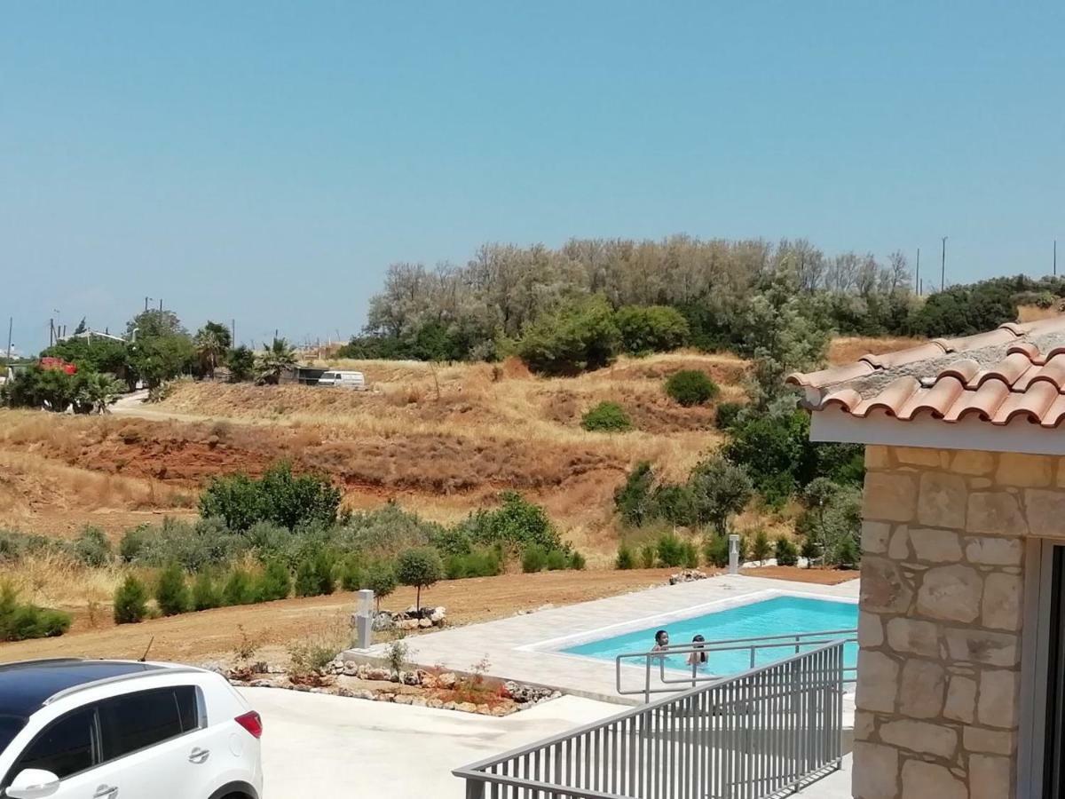 Pomos Idol Exceptional Beach Villa Exterior photo